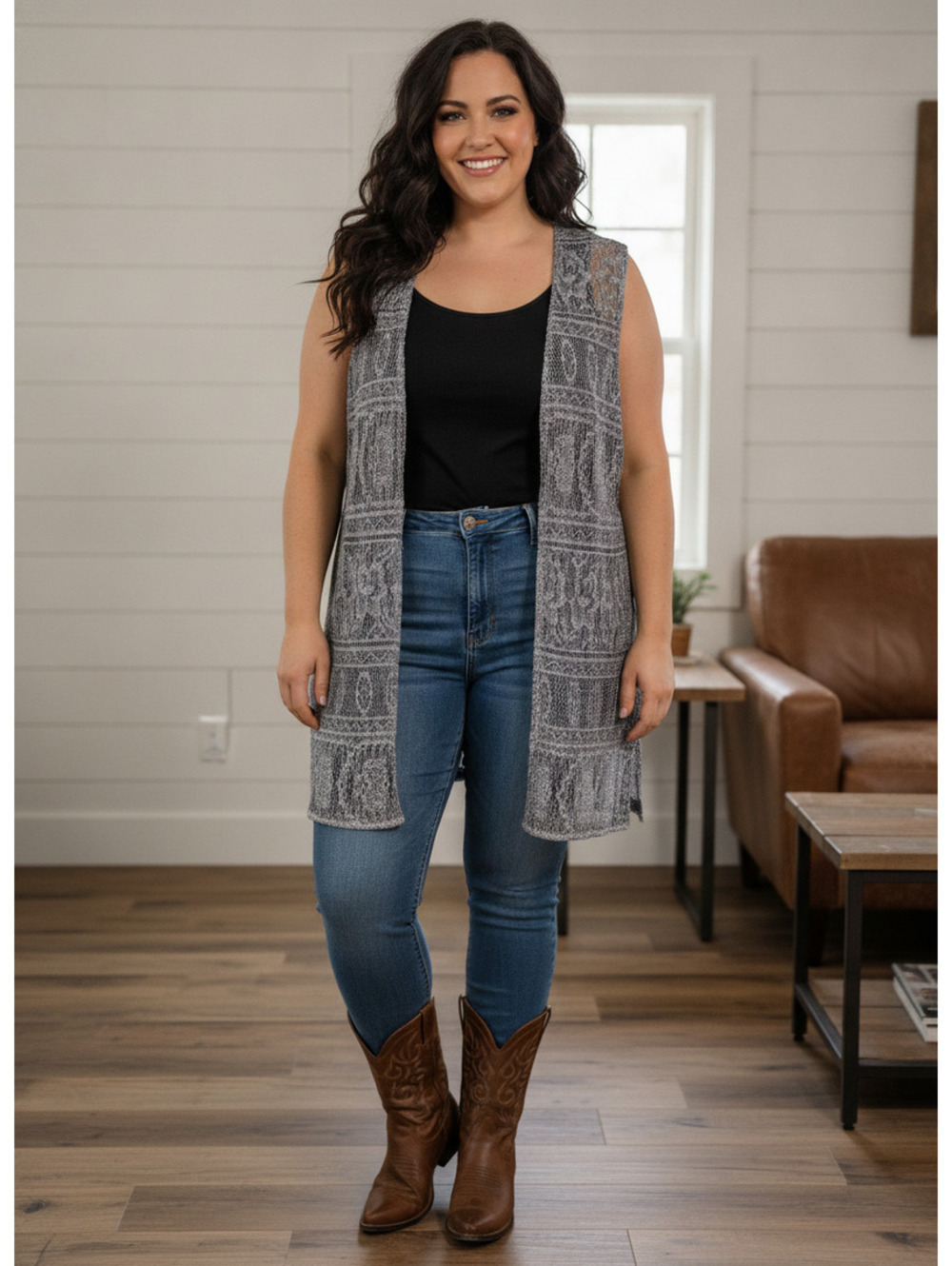 1544 - Jeffrey & Dara Gray Lace Sleeveless Open Front Vest - Size 20